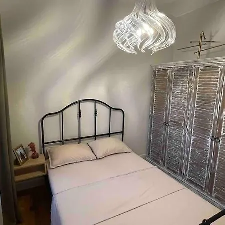 Historical And Elegantly Furnished Big House In Galata *
